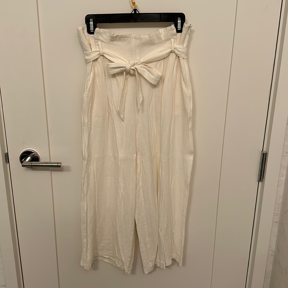 AQUA Bloomingdales White Linen Pants